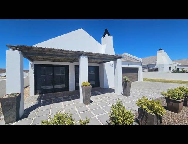 3 BEDROOM HOUSE FOR SALE IN BRITANNIA BAY